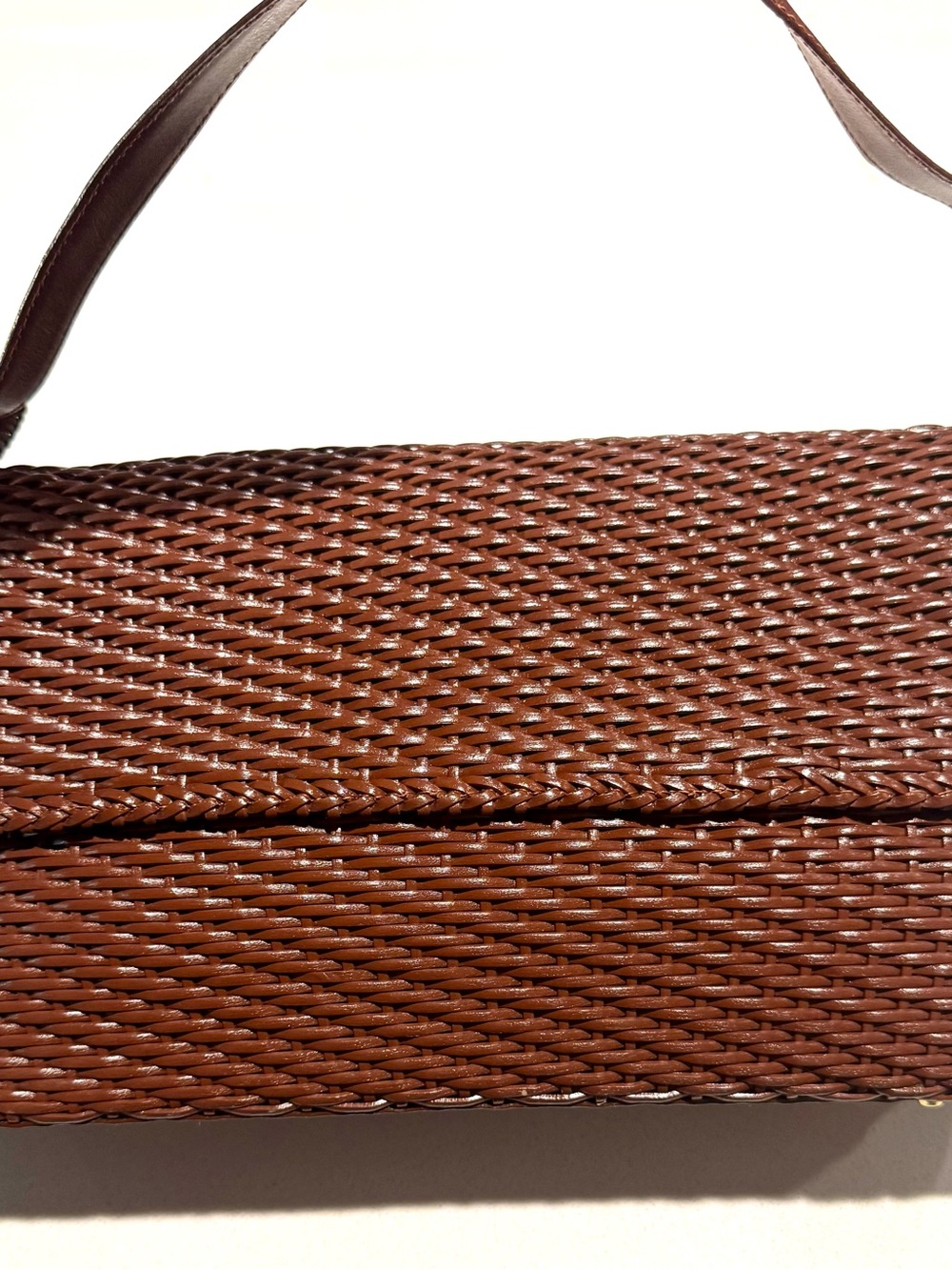 Woven Shoulder Bag in Brown Leather-Effect Straw